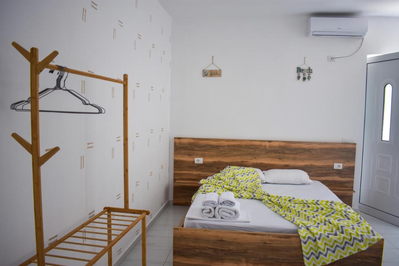 Troi Beach House فلورا المظهر الخارجي الصورة